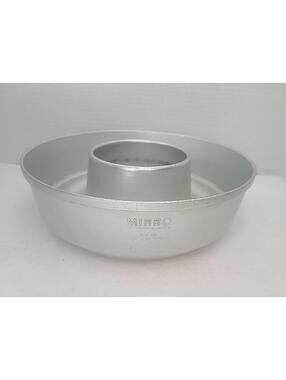 Vintage Mirro Aluminum Bundt Ring Tube Cake Pan 729A 6-1/2 Cup Made in USA
